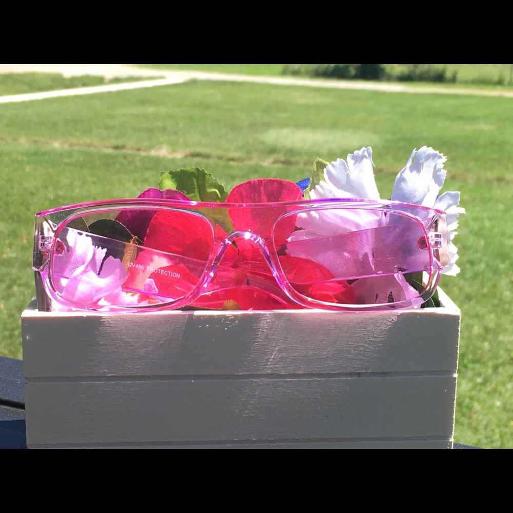 Pastel Purple Sunglasses 💜